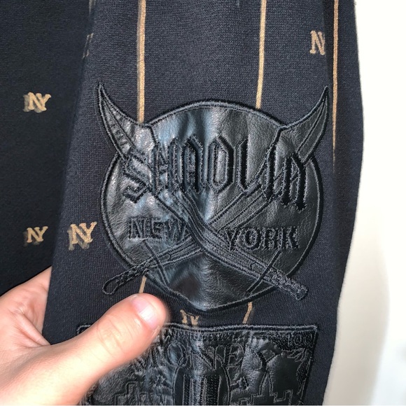 Avirex Classic Hoodie Size L Black Indian Chief Design & Arm Patches Zip Up NY - Picture 4 of 16